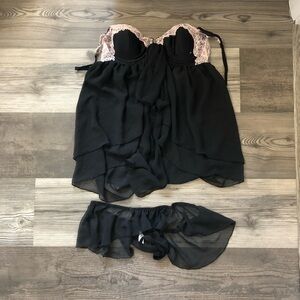 Elegant Black and Pink Women's Lingerie Set